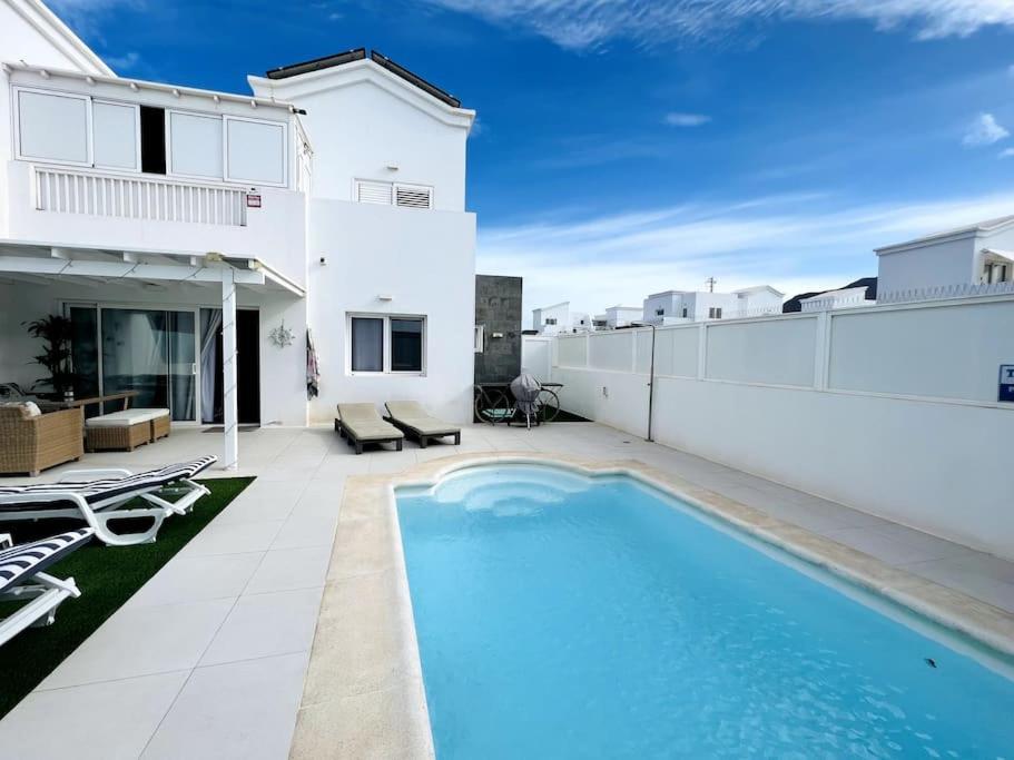 Lovely Villa Sanmar, Heated Pool ปลายาบลังกา ภายนอก รูปภาพ
